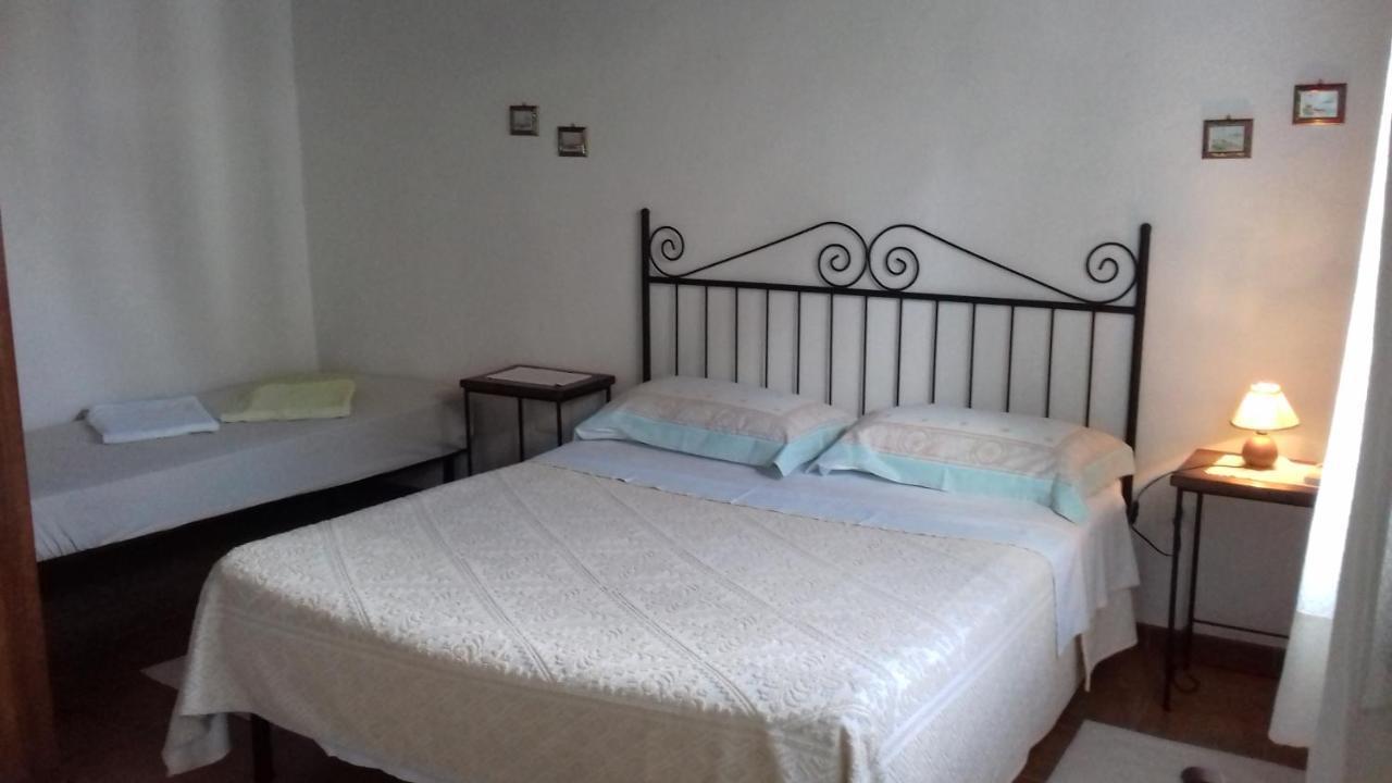B&B Is Camminantis Nurallao Екстер'єр фото
